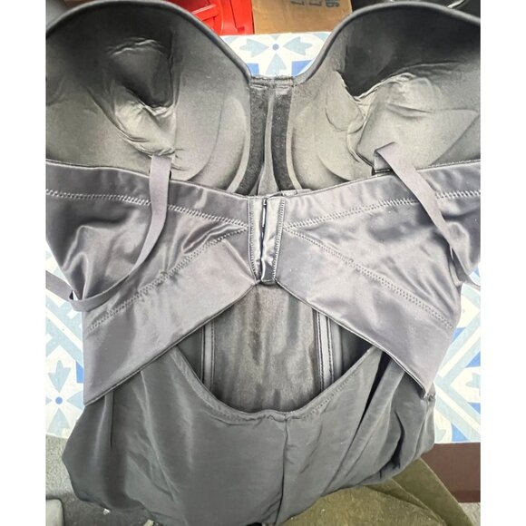 Maidenform Women's Firm Tummy-Control Easy Up Strapless Bodysuit 1256 - Picture 8 of 11